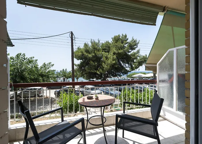 Beachfront Oasis By Luxlikehome Vakantiehuis *