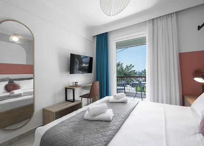 Beachfront Oasis By Luxlikehome Vakantiehuis *